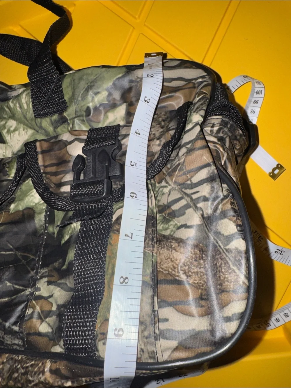 Mossy Oak Camouflage Duffel Bag - Green, Brown, Black 42.T
